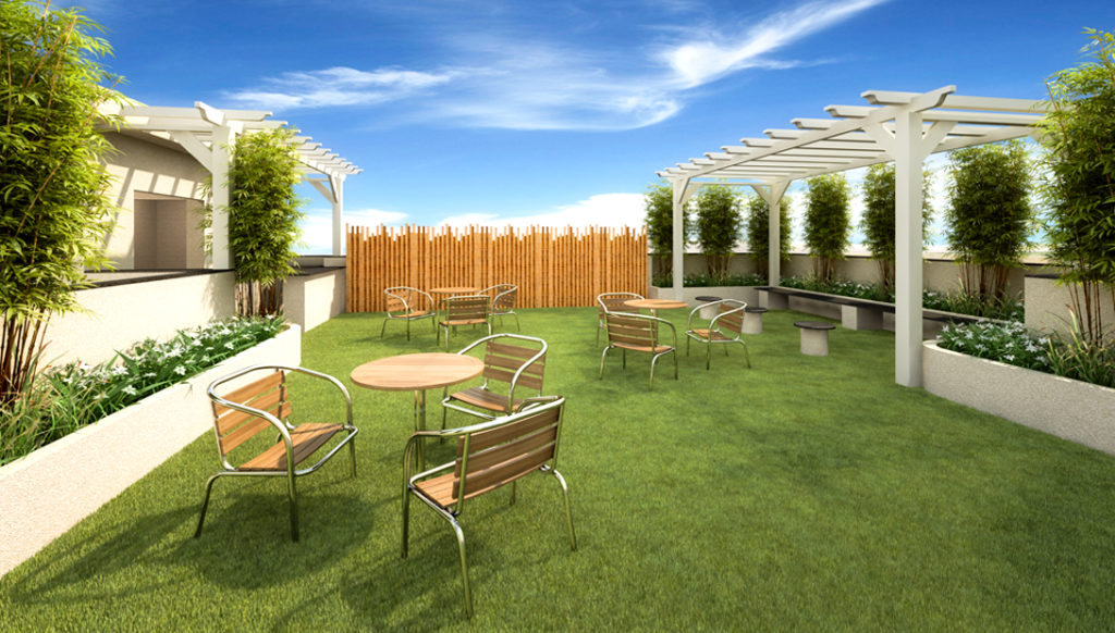 Essenseia II Top Terrace party lawn